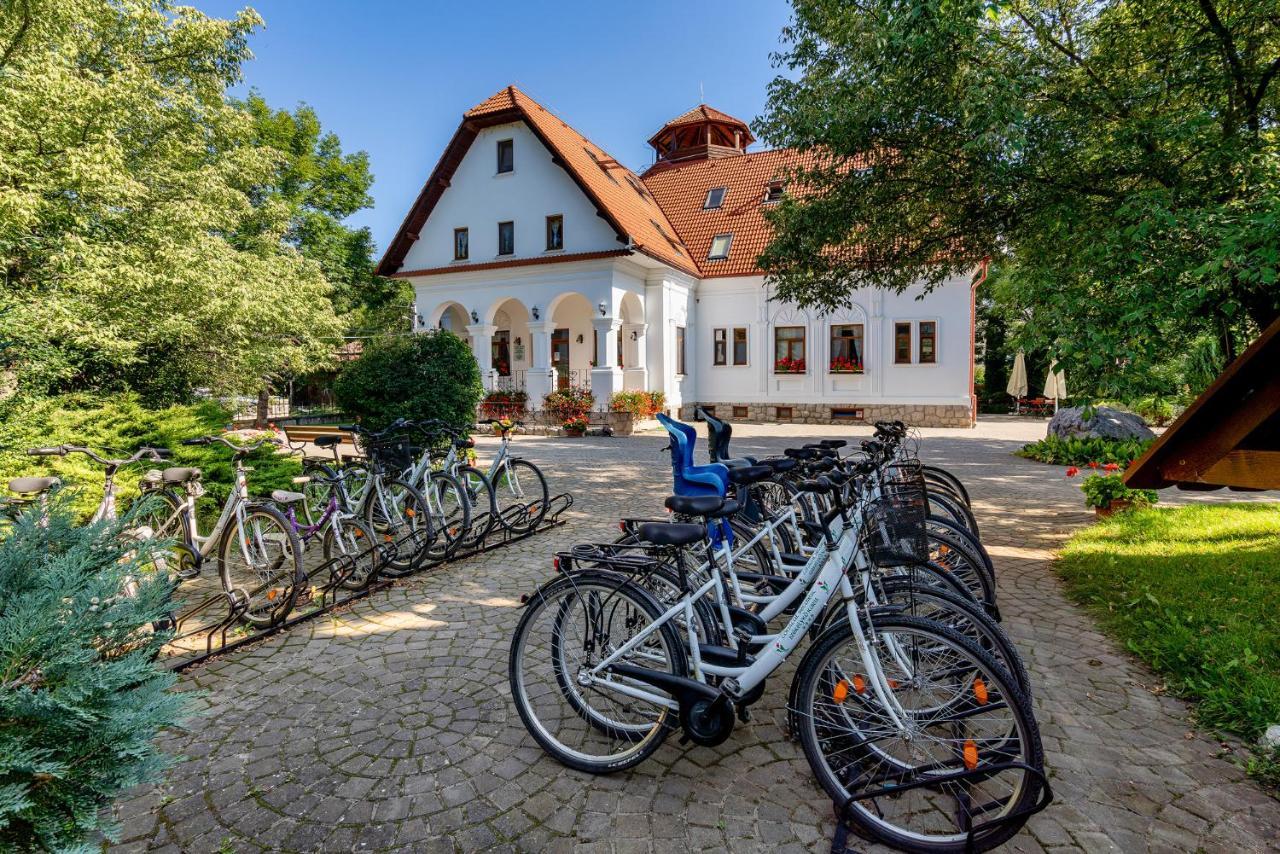 Отель Conacul Secuiesc-Szekelyko Kuria Coltesti Экстерьер фото